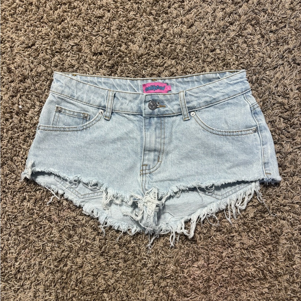NEW WITHOUT TAGS EDIKTEDjean shorts S